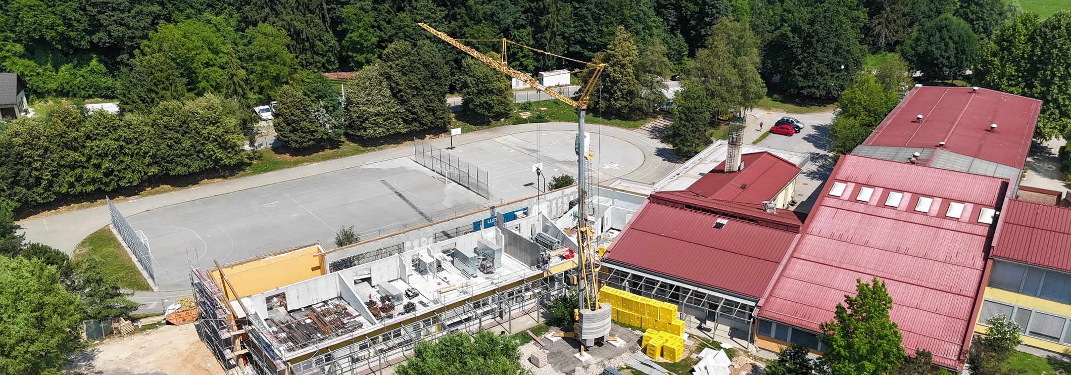OŠ Log - Dragomer - rekonstrukcija, nadzidava in prizidava