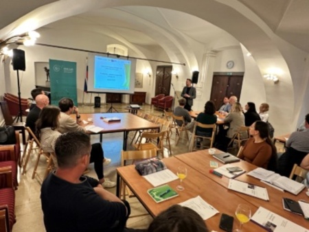 Klemen Gostič iz Regionalne razvojne agencije LUR je predstavitev namen in cilje priprave RCPS LUR 2027-2034